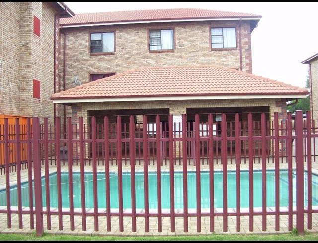 1 BEDROOM PROPERTY TO RENT IN POTCHEFSTROOM CENTRAL